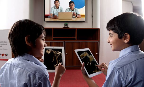 Easy Ways to Enhance Your Kid’s Imagination and Creativity Level