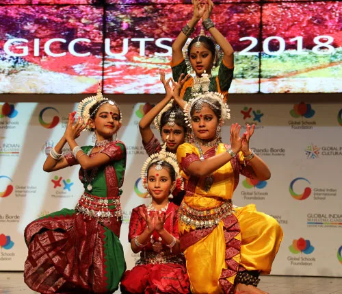 bharatanatyam classical dance performance